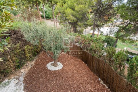 Продажа виллы в Кастельдефельс, Барселона, Испания 4 спальни, 133м2 №160819 - фото 9