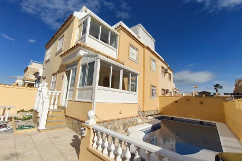 Villa i Alicante, Spanien 3 sovrum, 120 kvm. Nr. 189757