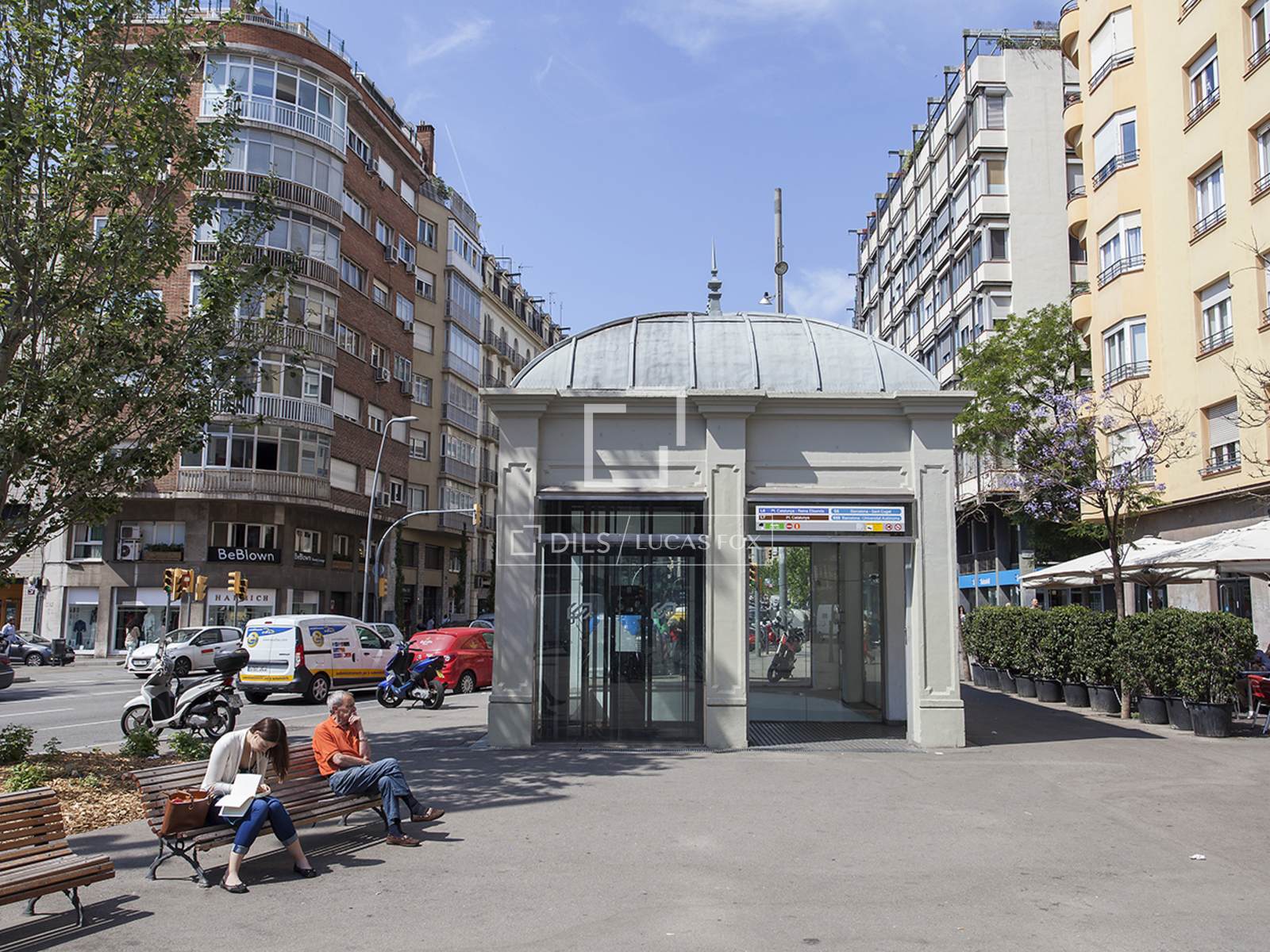 Lägenhet i Barcelona, Spanien 4 sovrum, 201 kvm. Nr. 192556