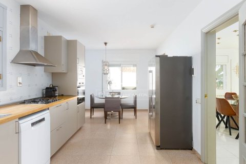 Villa in vendita a Premia De Dalt, Barcelona, Spagna 6 camere da letto, 406 mq. N° 192553 - foto 15