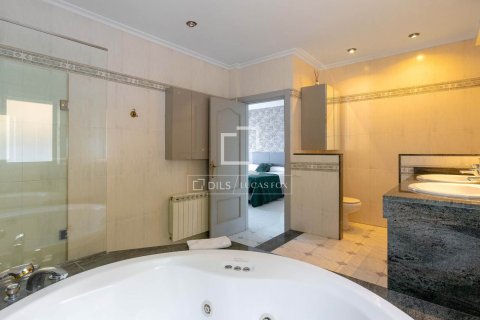 Villa in vendita a Premia De Dalt, Barcelona, Spagna 6 camere da letto, 406 mq. N° 192553 - foto 27