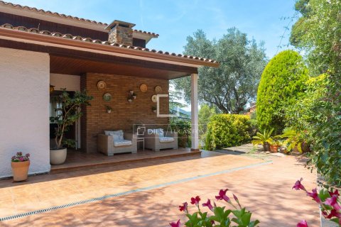 Villa in vendita a Vallromanes, Barcelona, Spagna 5 camere da letto, 418 mq. N° 192557 - foto 12