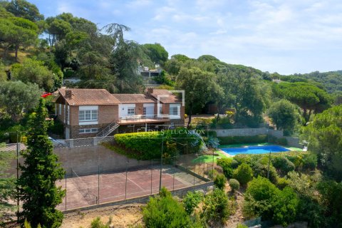 Villa a Vallromanes, Barcelona, Spagna 5 camere da letto, 418 mq. N° 192557