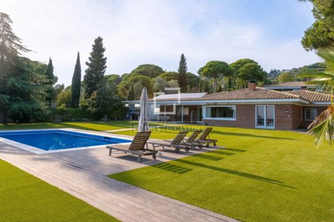 Villa in vendita a Sant Vicenc De Montalt, Barcelona, Spagna 6 camere da letto, 354 mq. N° 192555 - foto 3