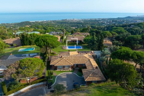 Villa a Sant Vicenc De Montalt, Barcelona, Spagna 6 camere da letto, 354 mq. N° 192555