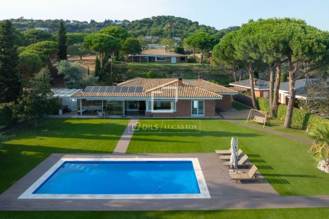 Villa in vendita a Sant Vicenc De Montalt, Barcelona, Spagna 6 camere da letto, 354 mq. N° 192555 - foto 2