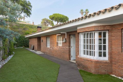 Villa in vendita a Sant Vicenc De Montalt, Barcelona, Spagna 6 camere da letto, 354 mq. N° 192555 - foto 23