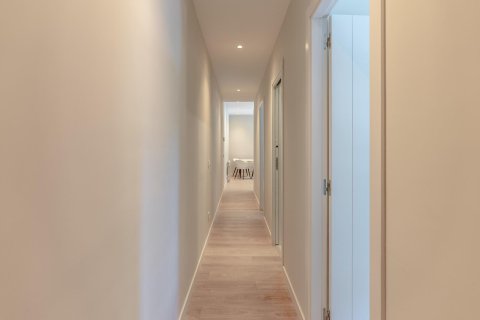 Apartment à vendre à Madrid, Espagne, 1 chambre, 68 m2 No. 177805 - photo 17