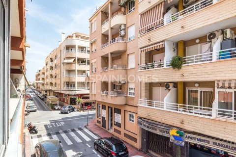 Apartment for sale in Torrevieja, Alicante, Spain 2 bedrooms, 78 sq.m. No. 187461 - photo 2
