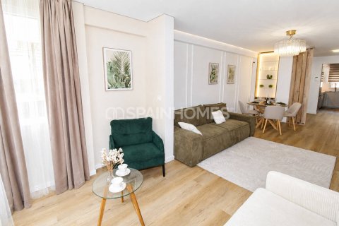 Apartment for sale in Torrevieja, Alicante, Spain 2 bedrooms, 78 sq.m. No. 187461 - photo 8