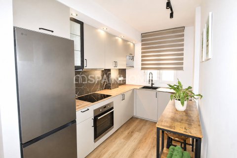 Apartment for sale in Torrevieja, Alicante, Spain 2 bedrooms, 78 sq.m. No. 187461 - photo 10