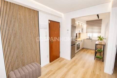 Apartment for sale in Torrevieja, Alicante, Spain 2 bedrooms, 78 sq.m. No. 187461 - photo 9