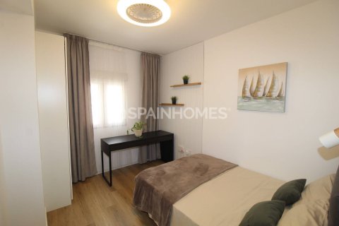 Huoneisto myytävänä Torrevieja, Alicante, Espanja, 2 makuuhuonetta, 78 m2 No. 187461 - kuva 11
