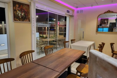 Commercial property à vendre Calpe, Alicante, Espagne, 85 m2 No. 133046 - photo 2