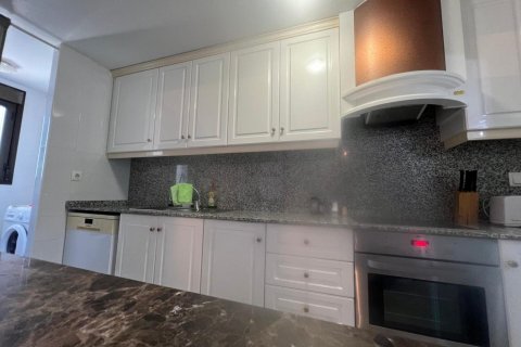 Huoneisto myytävänä Alicante, Espanja, 3 makuuhuonetta, 90 m2 No. 186860 - kuva 7