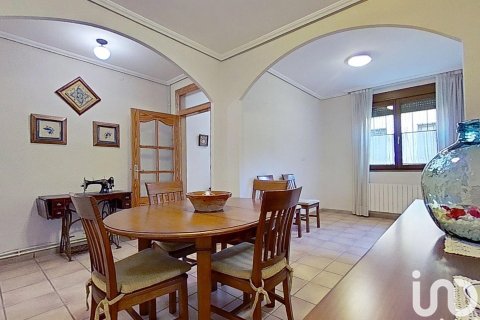 Dom w Vila-real, Castellon, Hiszpania 4 sypialnie, 194 mkw. nr 153693 – zdjęcie 3