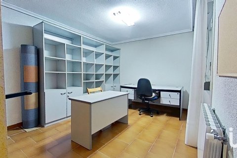 Dom w Vila-real, Castellon, Hiszpania 4 sypialnie, 194 mkw. nr 153693 – zdjęcie 27