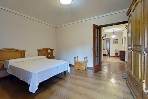 Dom w Vila-real, Castellon, Hiszpania 4 sypialnie, 194 mkw. nr 153693 – zdjęcie 21