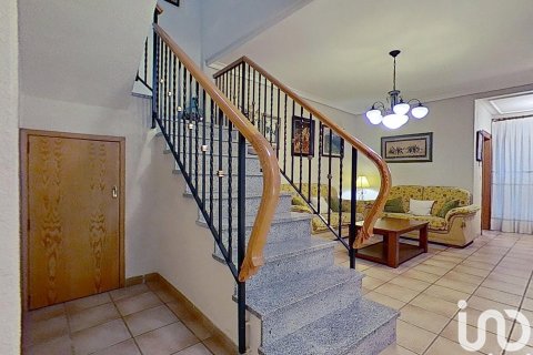 Dom w Vila-real, Castellon, Hiszpania 4 sypialnie, 194 mkw. nr 153693 – zdjęcie 17