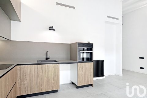 Lägenhet till salu i Barcelona, Spanien 2 sovrum, 75 kvm. Nr. 153692 - foto 8