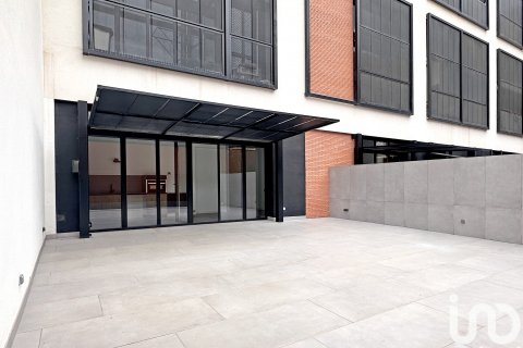 Lägenhet till salu i Barcelona, Spanien 2 sovrum, 75 kvm. Nr. 153692 - foto 5