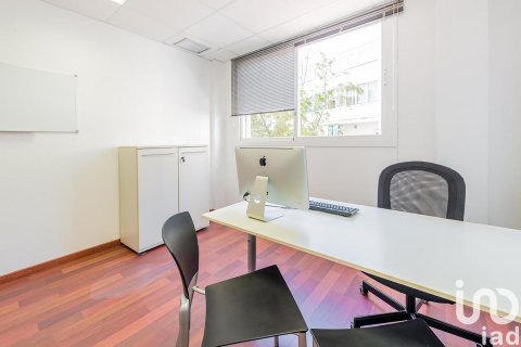 Lokal usługowy w Sitges, Barcelona, Hiszpania 10 sypialni, 174 mkw. nr 153689 – zdjęcie 7