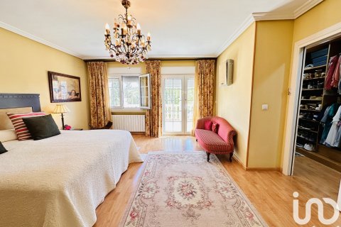 Dom w Mutxamel, Alicante, Hiszpania 5 sypialni, 987 mkw. nr 153691 – zdjęcie 23