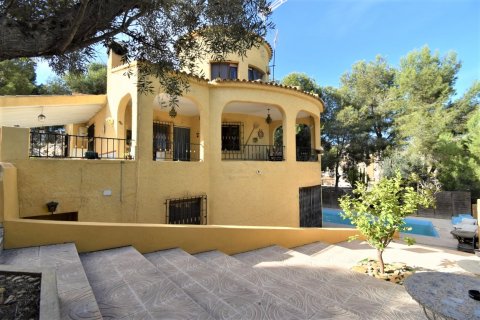 Villa for sale Villamartin, Alicante, Spain 6 bedrooms, 180 sq.m. No. 119268 - photo 21