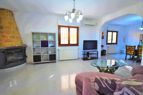 Villa for sale Villamartin, Alicante, Spain 6 bedrooms, 180 sq.m. No. 119268 - photo 3