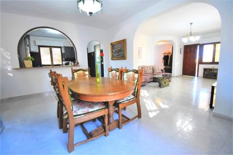 Villa for sale Villamartin, Alicante, Spain 6 bedrooms, 180 sq.m. No. 119268 - photo 5