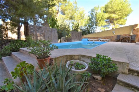 Villa for sale Villamartin, Alicante, Spain 6 bedrooms, 180 sq.m. No. 119268 - photo 2