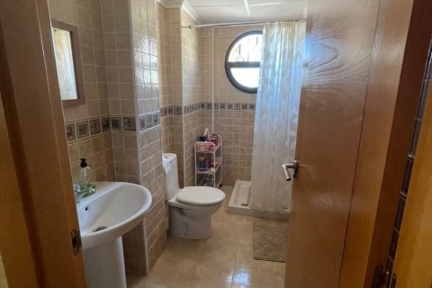 Villa for sale Villamartin, Alicante, Spain 4 bedrooms, 134 sq.m. No. 119275 - photo 9