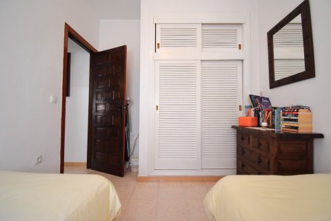 Huvila myytävänä Villamartin, Alicante, Espanja, 4 makuuhuonetta, 84 m2 No. 119271 - kuva 15