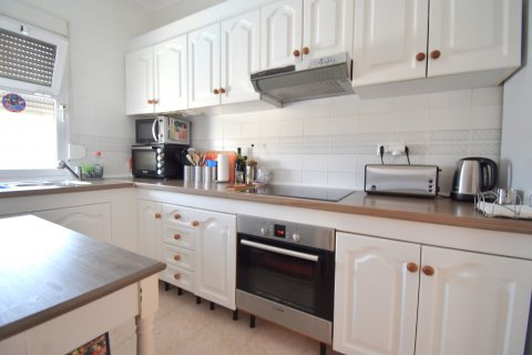 Huvila myytävänä Villamartin, Alicante, Espanja, 4 makuuhuonetta, 84 m2 No. 119271 - kuva 4