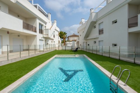 Apartment for sale Villamartin, Alicante, Spain 2 bedrooms,  No. 119273 - photo 3