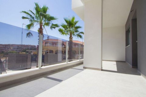 Huoneisto myytävänä Campoamor, Alicante, Espanja, 2 makuuhuonetta, 65 m2 No. 116510 - kuva 14