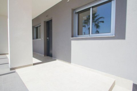 Huoneisto myytävänä Campoamor, Alicante, Espanja, 2 makuuhuonetta, 65 m2 No. 116510 - kuva 12