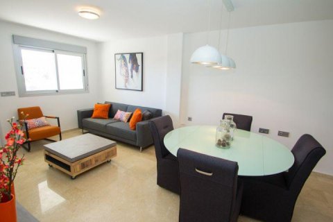 Huoneisto myytävänä Campoamor, Alicante, Espanja, 2 makuuhuonetta, 65 m2 No. 116510 - kuva 3