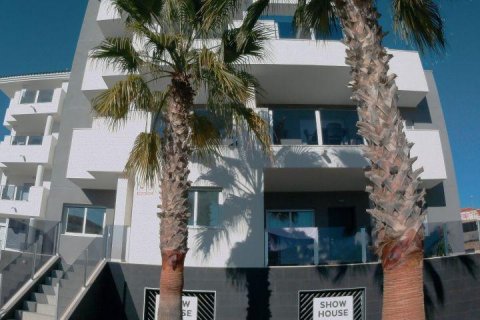 Huoneisto myytävänä Campoamor, Alicante, Espanja, 2 makuuhuonetta, 65 m2 No. 116510 - kuva 8