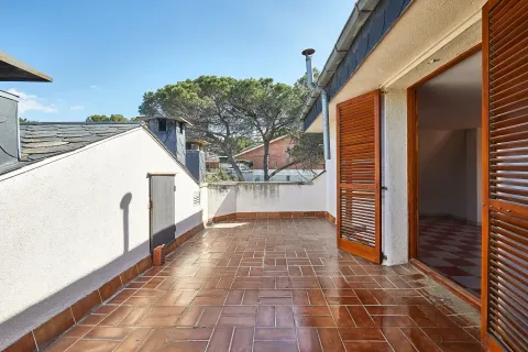 House à vendre à Sant Fost de Campsentelles, Barcelona, Espagne, 6 chambres, 573 m2 No. 166928 - photo 5