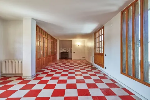 House à vendre à Sant Fost de Campsentelles, Barcelona, Espagne, 6 chambres, 573 m2 No. 166928 - photo 23