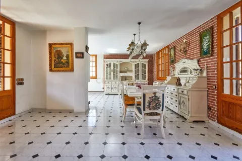 House à vendre à Sant Fost de Campsentelles, Barcelona, Espagne, 6 chambres, 573 m2 No. 166928 - photo 24