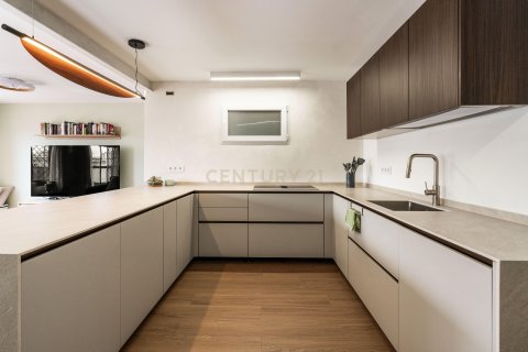 Wohnung zum Verkauf in L'Hospitalet de Llobregat, Barcelona, Spanien 3 Schlafzimmer, 100 m2 Nr. 166933 - Foto 3