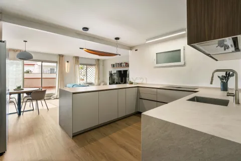Wohnung zum Verkauf in L'Hospitalet de Llobregat, Barcelona, Spanien 3 Schlafzimmer, 100 m2 Nr. 166933 - Foto 2