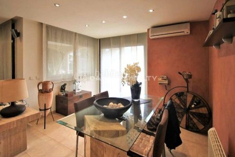 House à vendre à Calonge, Girona, Espagne, 4 chambres, 383 m2 No. 177135 - photo 5