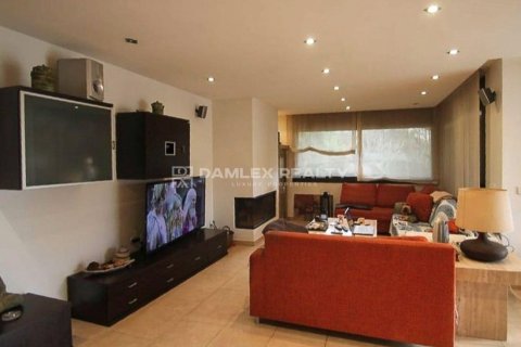 House à vendre à Calonge, Girona, Espagne, 4 chambres, 383 m2 No. 177135 - photo 3