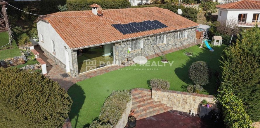 Dom w Lloret de Mar, Girona, Hiszpania 3 sypialnie, 254 mkw. nr 177138