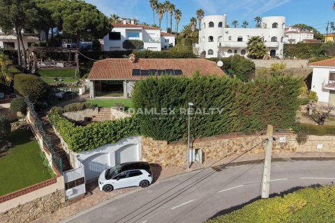 Dom w Lloret de Mar, Girona, Hiszpania 3 sypialnie, 254 mkw. nr 177138 – zdjęcie 3