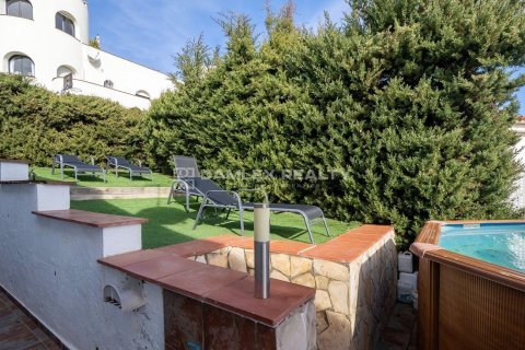 Dom w Lloret de Mar, Girona, Hiszpania 3 sypialnie, 254 mkw. nr 177138 – zdjęcie 20