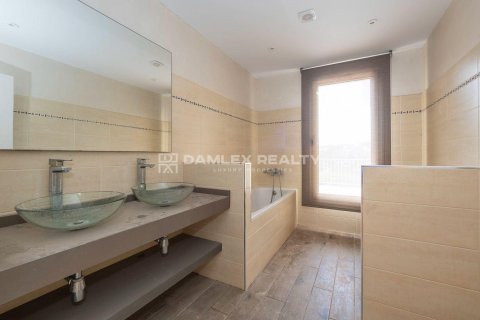 Willa w Lloret de Mar, Girona, Hiszpania 5 sypialni, 441 mkw. nr 177134 – zdjęcie 28